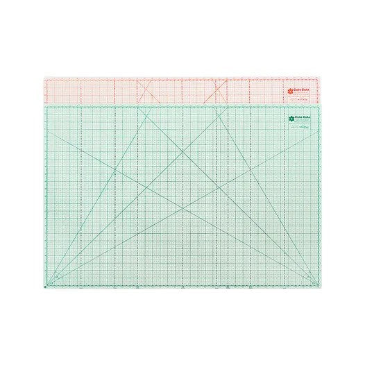 Lori Holt 24x36 cutting mat with grid lines for quilting