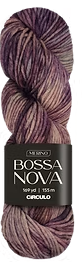 Circulo Bossa Nova 100% superwash merino wool yarn in Aubergine 9975