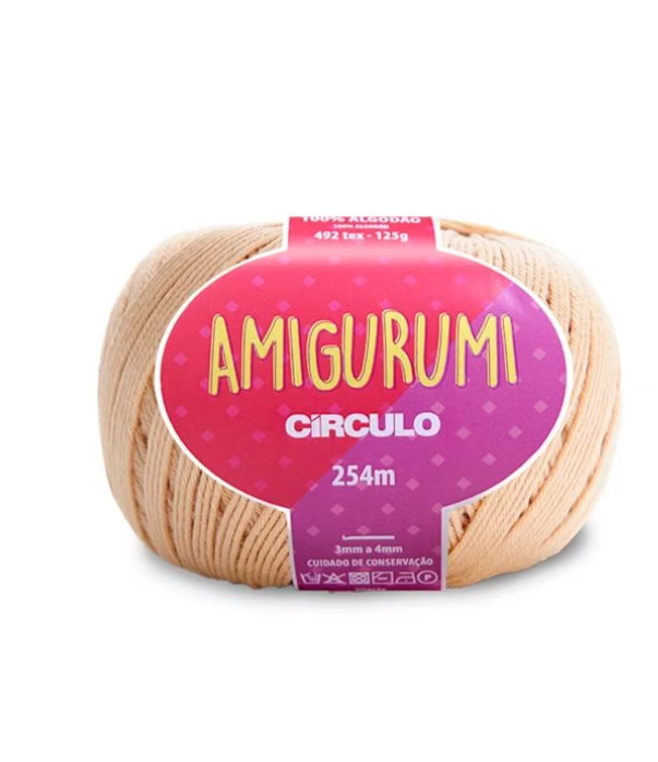 Ball of Circulo Amigurumi 100% cotton yarn in Porcelain