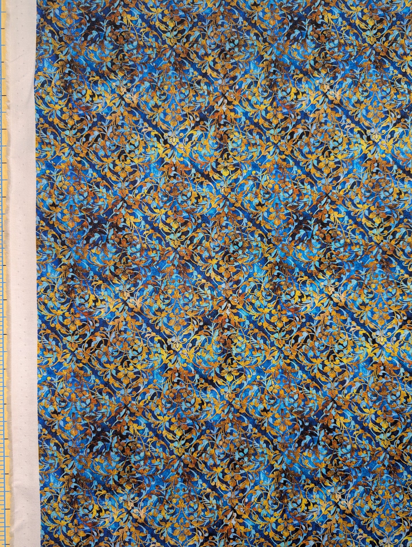 QT Pandora 27184-B Blue quilting cotton