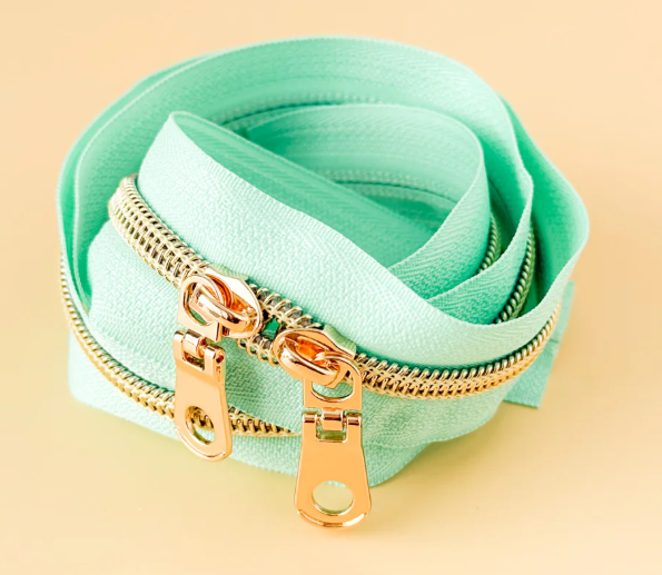Minki Kim - 30'' Zipper | Sweet Mint