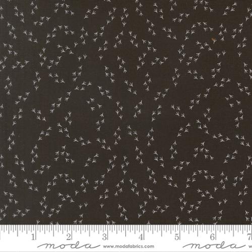 Moda - The Henhouse - Gingiber - Iron 48438 20