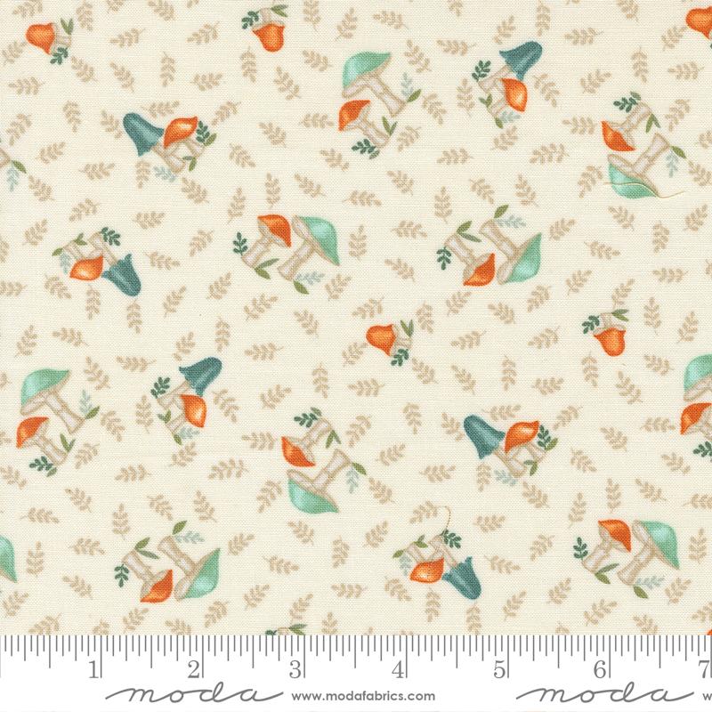 Moda I Love Fall Most Of All Deb Strain 56142 Warm White quilting fabric