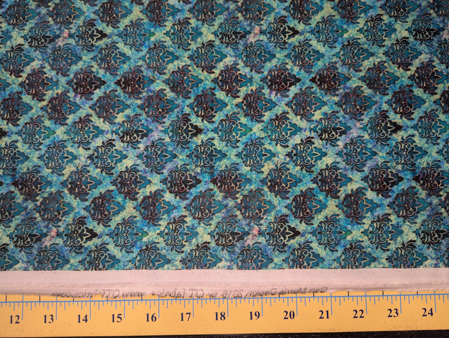 QT Pandora 27186-Q Aqua quilting cotton