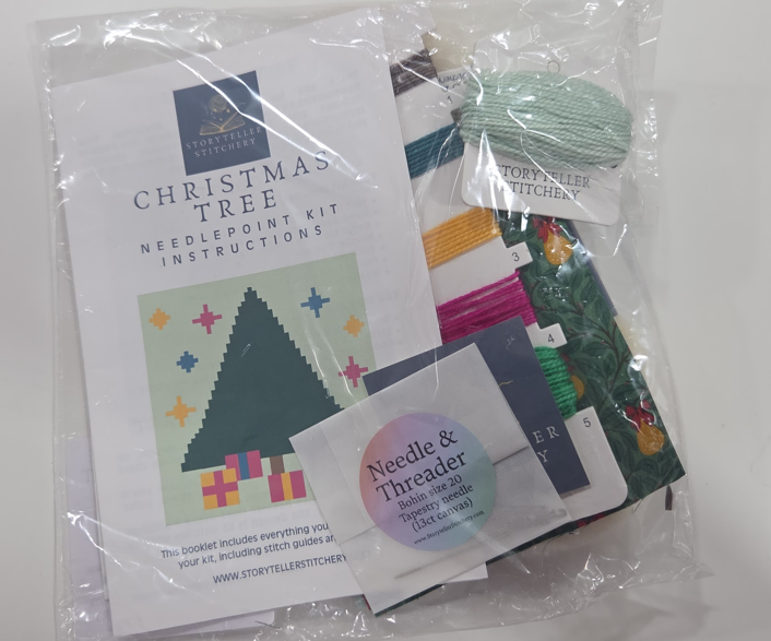 Storyteller Stitchery - Christmas Tree Needlepoint Mini Kit