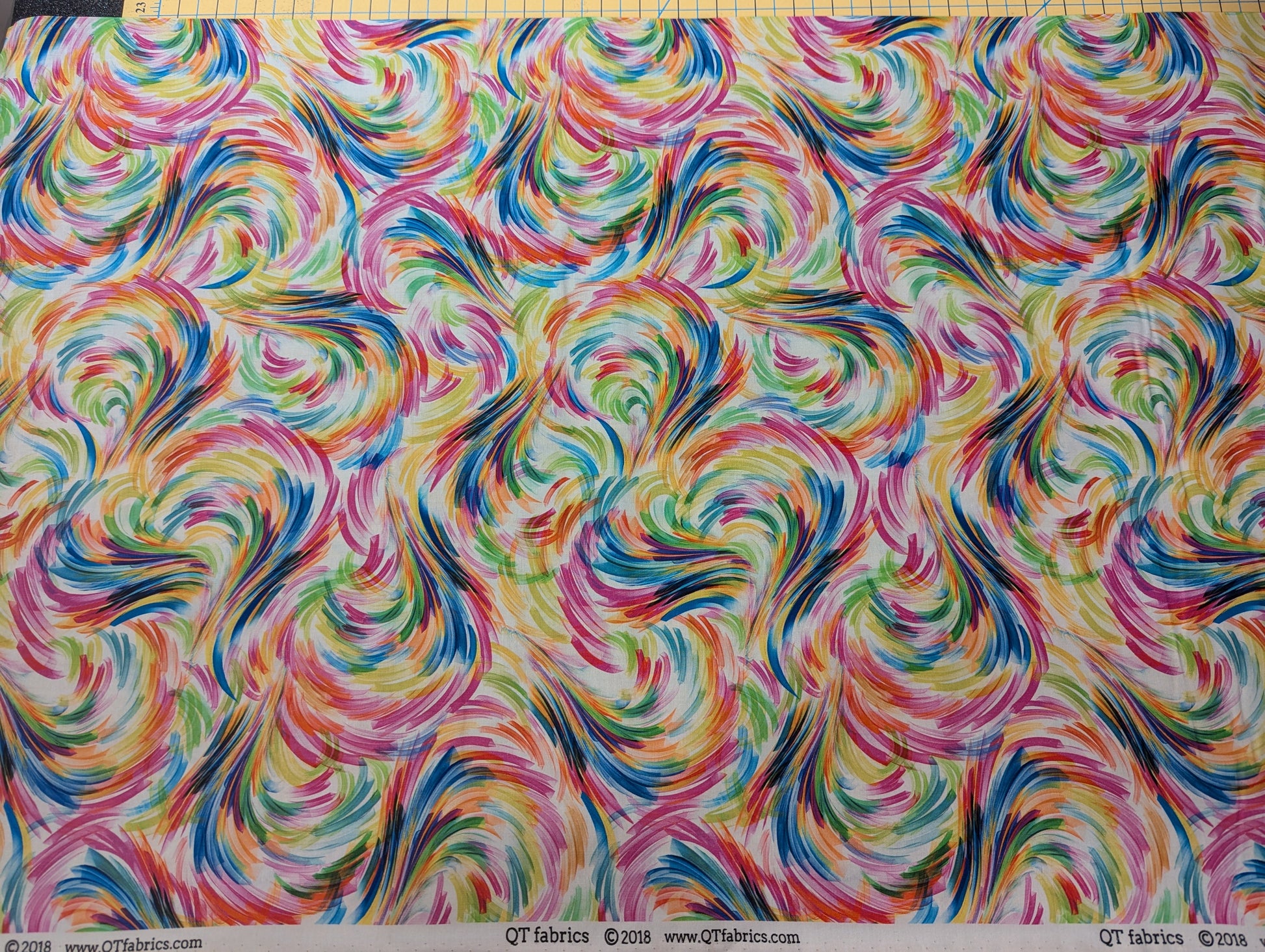 QT Artworks XII 27202-Z quilting cotton