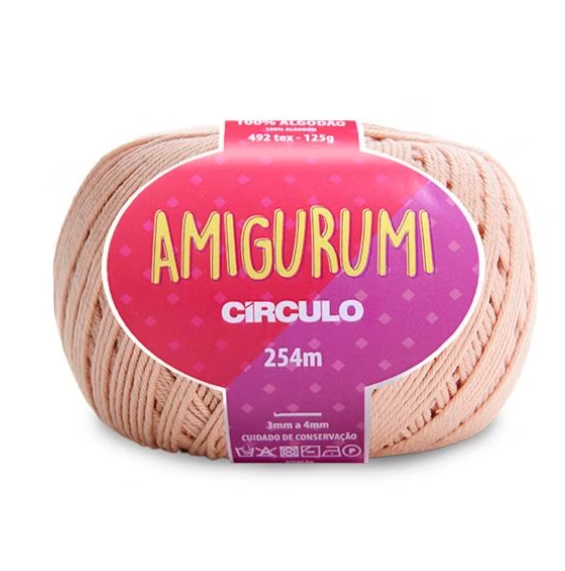 Ball of Circulo Amigurumi 100% cotton yarn in Chantilly
