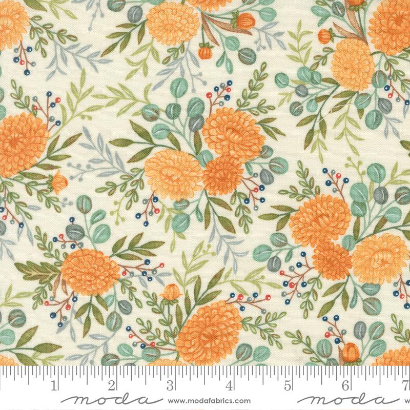 Moda I Love Fall Most Of All Deb Strain 56141 Warm White quilting fabric