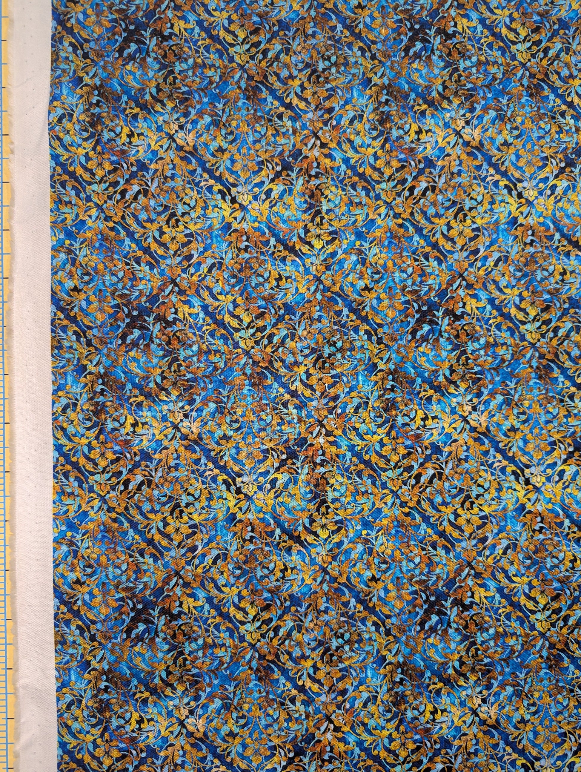 QT Pandora 27184-B Blue quilting cotton