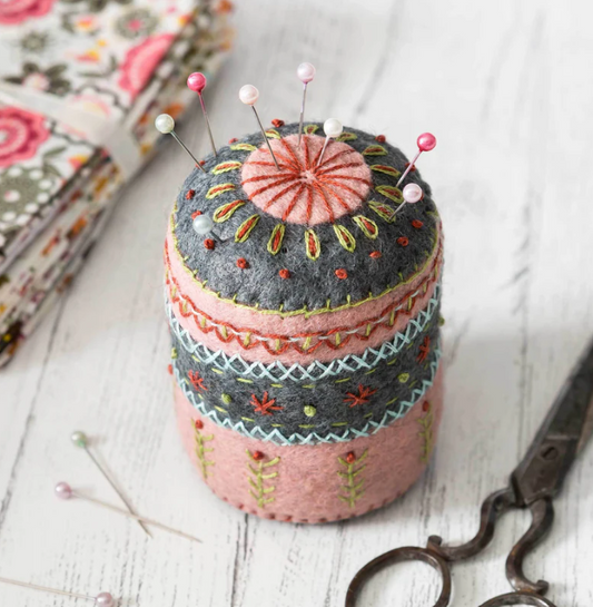 Corinne Lapierre pincushion felt craft mini kit