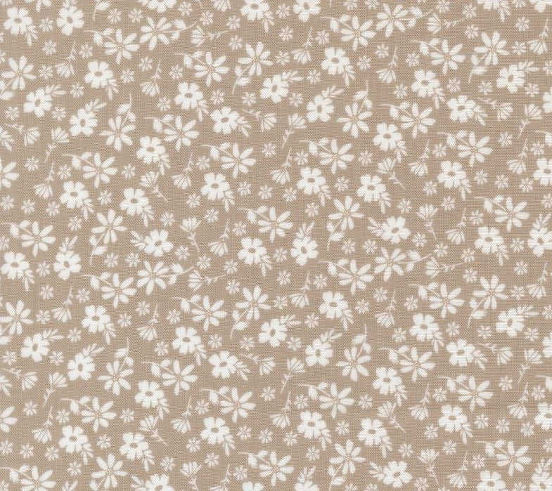 Moda Delightfully Yours Stone 37701-20 cotton quilting fabric