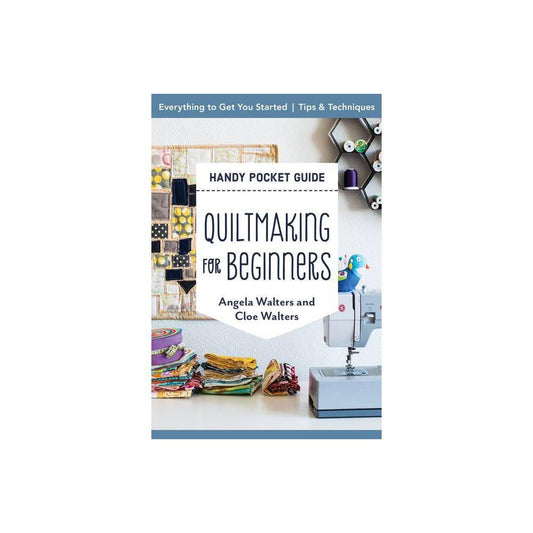 Book cover of 'Quiltmaking for Beginners' by Angela Walters and Cloe Walters on a white background.